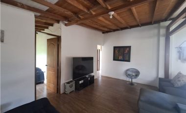 VENDO FINCA  EN MARINILLA VIA PEÑOL 5.240 METROS VEREDA CHOCHO MAYO CH