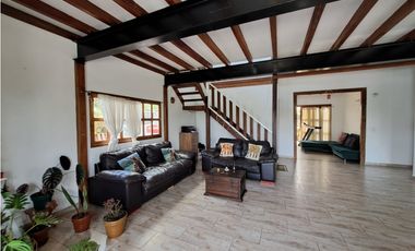 VENDO FINCA  EN MARINILLA VIA PEÑOL 5.240 METROS VEREDA CHOCHO MAYO CH