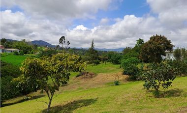 VENDO FINCA  EN MARINILLA VIA PEÑOL 5.240 METROS VEREDA CHOCHO MAYO CH