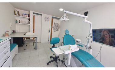 CONSULTORIO ODONTOLOGICO - FRENTE A LA CLINICA PALERMO