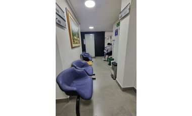 CONSULTORIO ODONTOLOGICO - FRENTE A LA CLINICA PALERMO