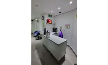 CONSULTORIO ODONTOLOGICO - FRENTE A LA CLINICA PALERMO