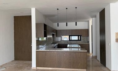 Casa en venta en Mérida, Privada  Moravia en Temozón Norte