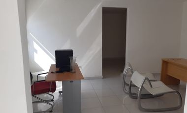 Local En Renta Con Oficinas GYM Franquicias Farmacias Col.Volcanes