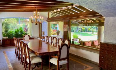 Casa en Residencial Los Apantles, cerca de Sumiya, Cuernavaca