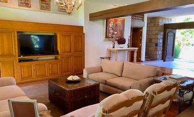 Casa en Residencial Los Apantles, cerca de Sumiya, Cuernavaca