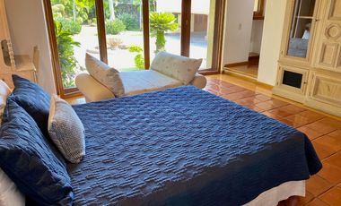 Casa en Residencial Los Apantles, cerca de Sumiya, Cuernavaca