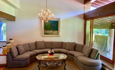 Casa en Residencial Los Apantles, cerca de Sumiya, Cuernavaca