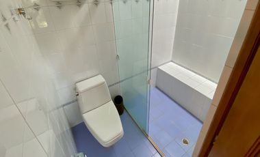 Casa en Residencial Los Apantles, cerca de Sumiya, Cuernavaca