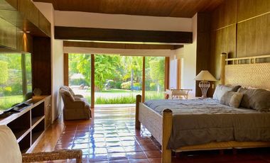 Casa en Residencial Los Apantles, cerca de Sumiya, Cuernavaca