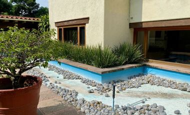 Casa en Residencial Los Apantles, cerca de Sumiya, Cuernavaca