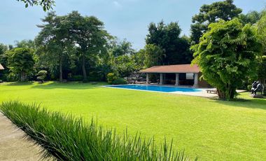 Casa en Residencial Los Apantles, cerca de Sumiya, Cuernavaca