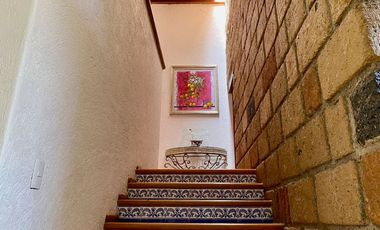 Casa en Residencial Los Apantles, cerca de Sumiya, Cuernavaca