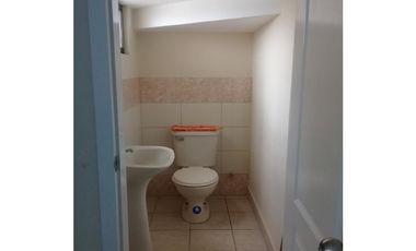 En venta casa Urb Montecristo Vía Manta Montecristi Ecuador.