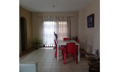 En venta casa Urb Montecristo Vía Manta Montecristi Ecuador.
