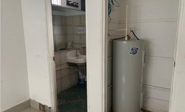 Local con amplio terreno