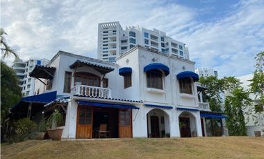 DUPLEX EN VENTA, MARINA DEL REY-PLAYA BLANCA (6)