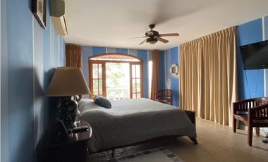 DUPLEX EN VENTA, MARINA DEL REY-PLAYA BLANCA (6)