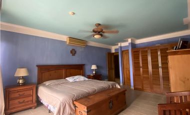 DUPLEX EN VENTA, MARINA DEL REY-PLAYA BLANCA (6)