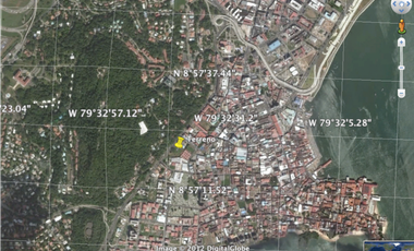 Se alquila terreno comercial en Ave de los Mártires - Santa Ana (DR)
