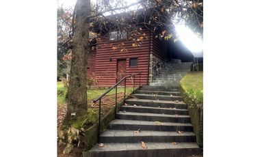 Casa en parque del Lago