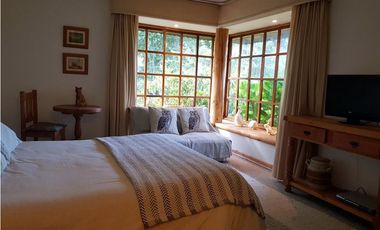 Casa en parque del Lago