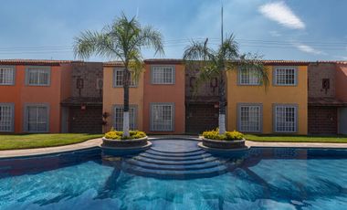 Casa en venta, con cocina equipada y alberca en Morelos