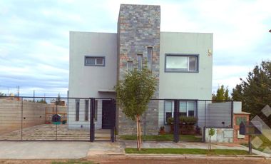 Casa En Venta 3Dorm Los Andes 151 Fernandez Oro