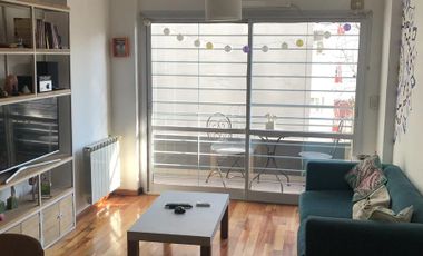VILLA CRESPO - 2 ambientes con balcon al contrafrente, se alquila con o sin muebles!
