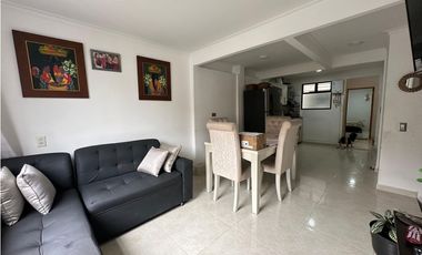 Vendo casa bifamiliar en Santa Ana - Bello