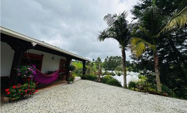 Vendo finca en via Marinilla - el Peñol