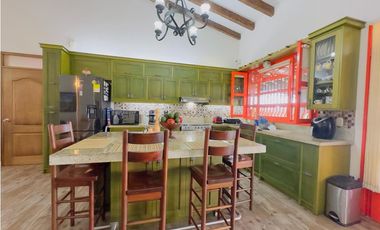 Vendo finca en via Marinilla - el Peñol