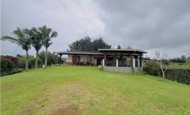 Vendo finca en via Marinilla - el Peñol