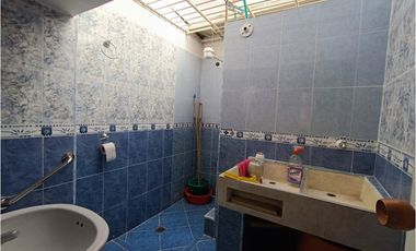 Vendo casa miltifamiliar en buenos aires