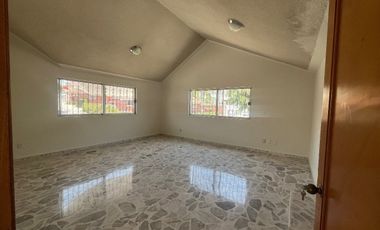 CASA EN RENTA EN LOMAS DEL CAMPESTRE LEÓN GUANAJUATO