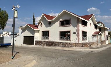 CASA EN RENTA EN LOMAS DEL CAMPESTRE LEÓN GUANAJUATO