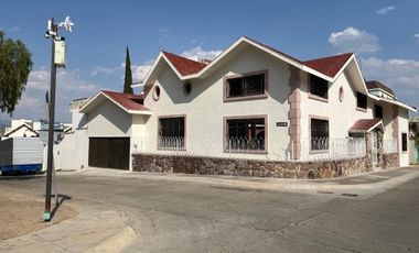 CASA EN RENTA EN LOMAS DEL CAMPESTRE LEÓN GUANAJUATO