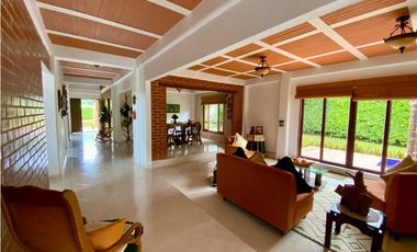 CASA - VENTA - ALFAGUARA 1000M2 4HB 4BÑ 4PP VERDE HORIZONTE JAMUNDI