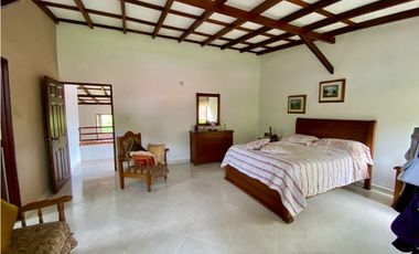 CASA - VENTA - ALFAGUARA 1000M2 4HB 4BÑ 4PP VERDE HORIZONTE JAMUNDI