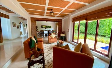 CASA - VENTA - ALFAGUARA 1000M2 4HB 4BÑ 4PP VERDE HORIZONTE JAMUNDI