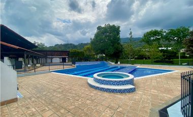 CASA - VENTA - ALFAGUARA 1000M2 4HB 4BÑ 4PP VERDE HORIZONTE JAMUNDI