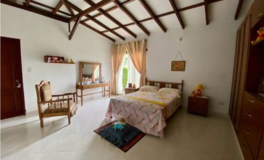 CASA - VENTA - ALFAGUARA 1000M2 4HB 4BÑ 4PP VERDE HORIZONTE JAMUNDI