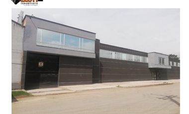 BODEGA VENTA O ARRIENDO 2.700 M2 PUENTE ARANDA