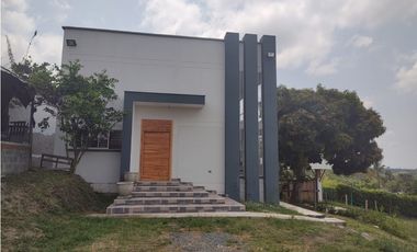 VENDO CASA CAMPESTRE VIA CONDINA A 5 MINUTOS DE LA PRINCIPAL