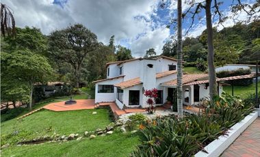 Venta Finca o Casa Campestre en El Retiro sector La Maria