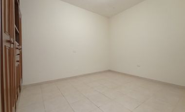 SE VENDE AMPLIA CASA EN EL PARAISO EN CALI