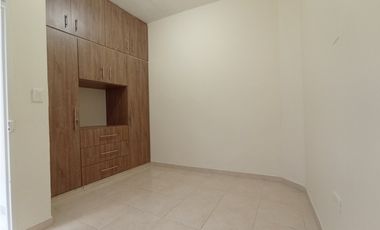 SE VENDE AMPLIA CASA EN EL PARAISO EN CALI