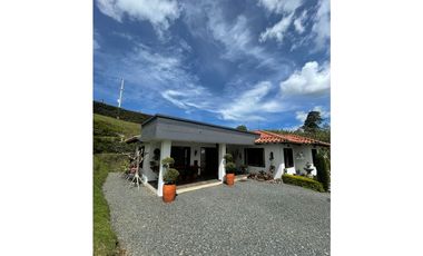 VENDO CASA FINCA EN EL CARMEN SECTOR CANADA  1.800 METROS JD