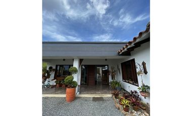 VENDO CASA FINCA EN EL CARMEN SECTOR CANADA  1.800 METROS JD