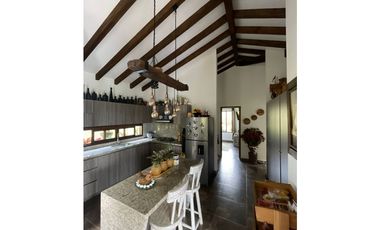 VENDO CASA FINCA EN EL CARMEN SECTOR CANADA  1.800 METROS JD